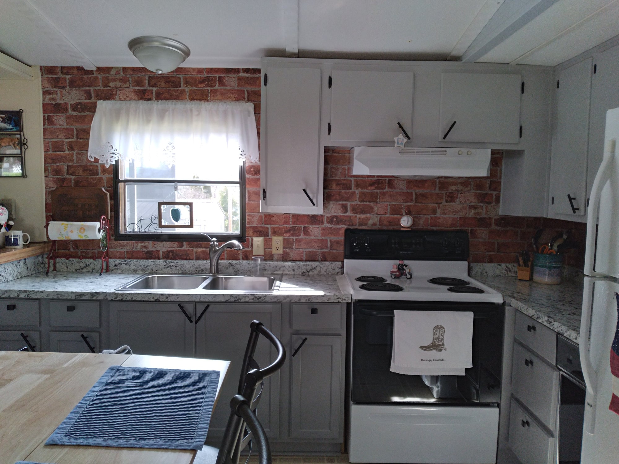 Puffy Textured Red and Brown Brick With Grey Grout Unpasted Wallpaper