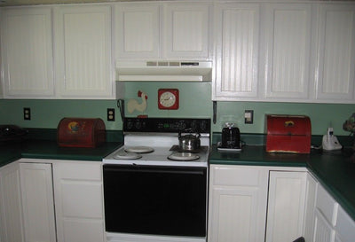 White Paintable Bead Board - Beadboard Textured Prepasted Wallpaper - all4wallswall-paper